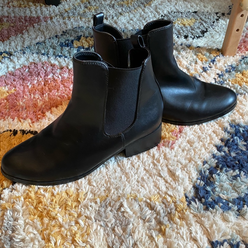 Women’s black leather booties
